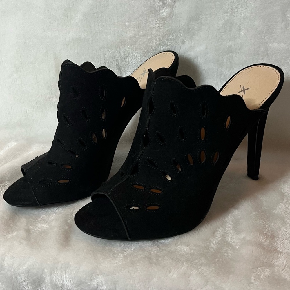 Beautiful X Appeal Black Lace Slide Heels, Size 6.5